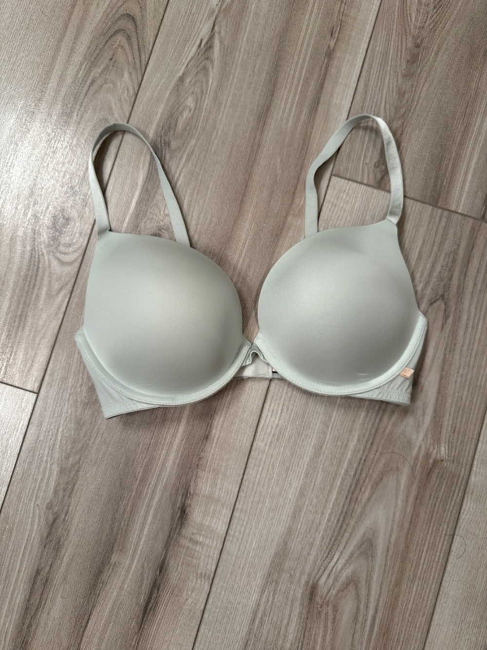 ❤️Like New Victoria's Secret Smooth T-Shirt Bra- 34D